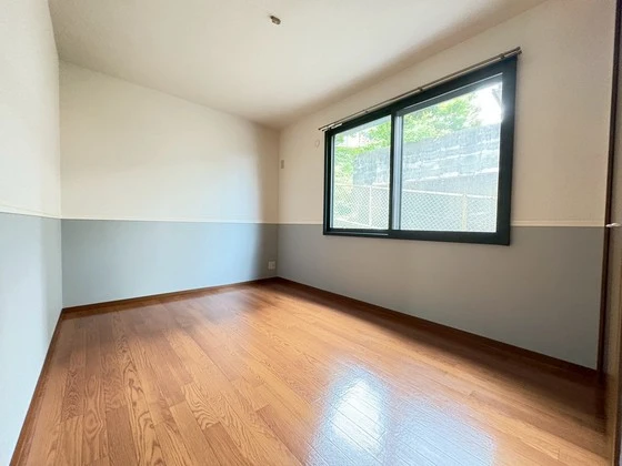 カーサ焼山中央 E棟