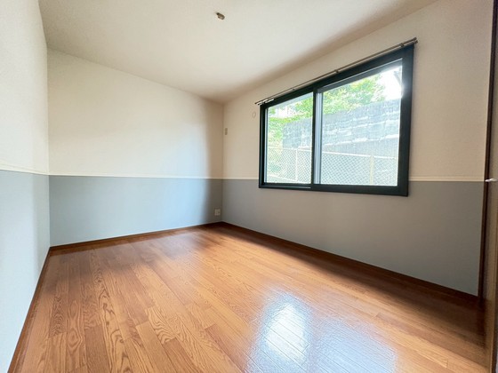 カーサ焼山中央 E棟