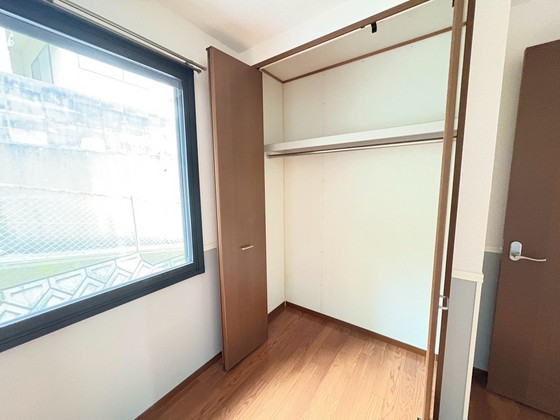 カーサ焼山中央 E棟