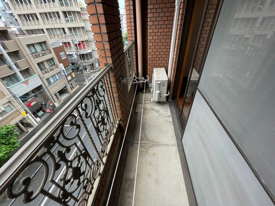 小町つくねビル