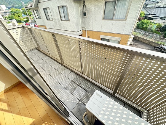 エスポアール瀬野 A棟