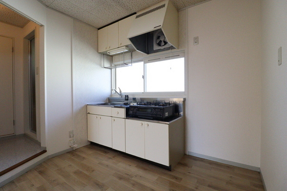 プレジール小野 E棟