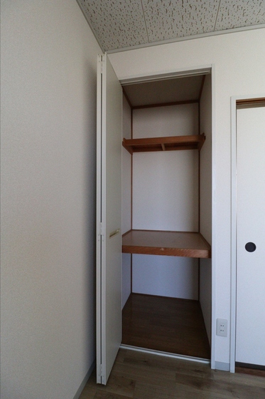 プレジール小野 E棟