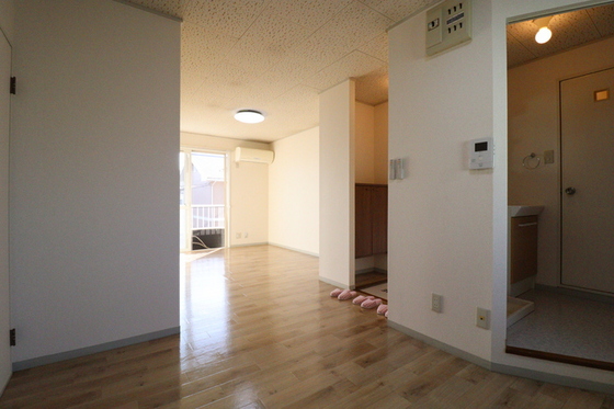 プレジール小野 E棟