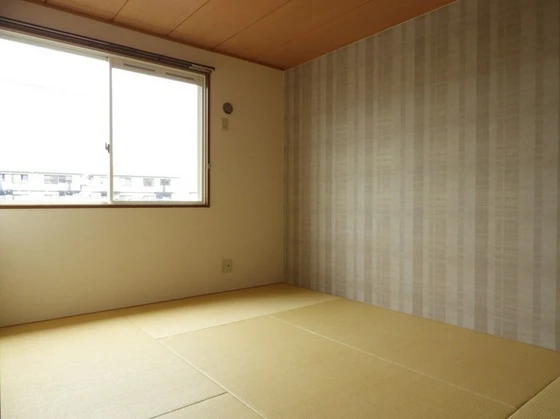 ニューハウジング