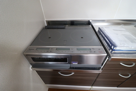 ひまわりハイツ A棟