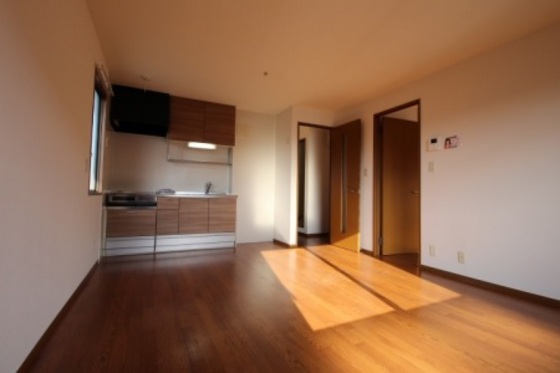 ひまわりハイツ A棟