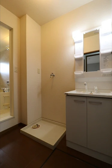 ひまわりハイツ A棟