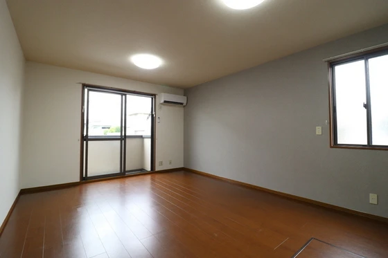 ひまわりハイツ A棟