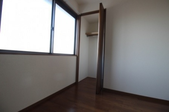 ひまわりハイツ A棟