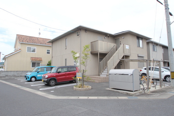 メープルコート A