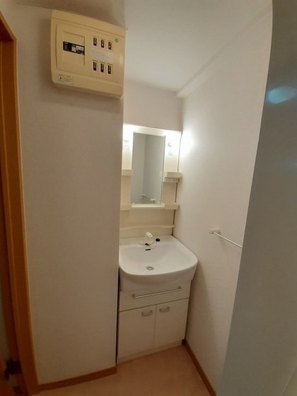 ラウンド ヒルズ イースト