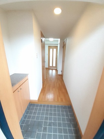 ラウンド ヒルズ イースト