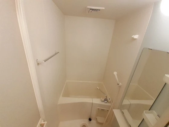 ラウンド ヒルズ イースト