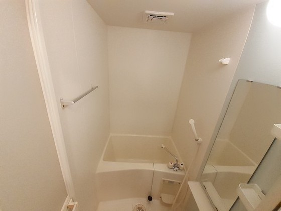 ラウンド ヒルズ イースト