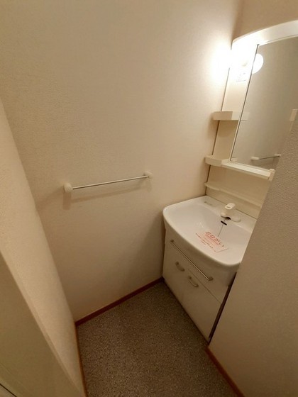 ラウンド ヒルズ イースト