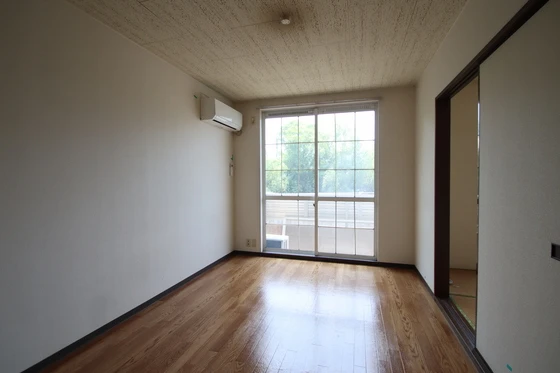 ニューハウン F