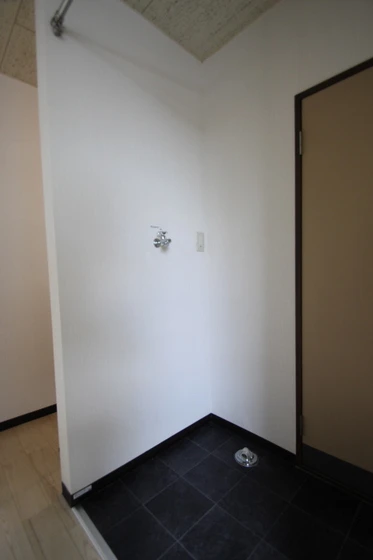 サンライズ久米 A