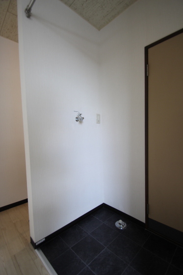 サンライズ久米 A