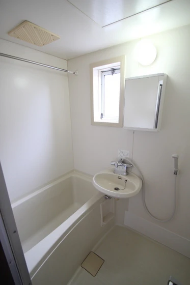 サンライズ久米 A