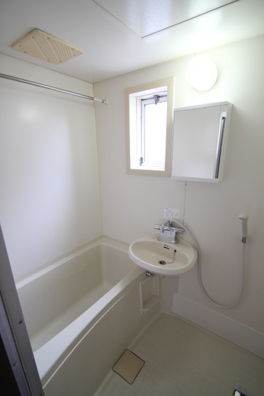 サンライズ久米 A