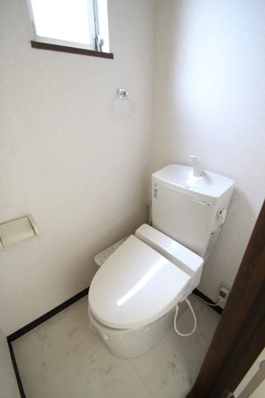 サンライズ久米 A