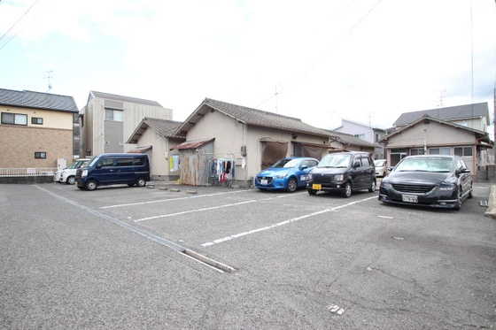 サンライズ久米 A