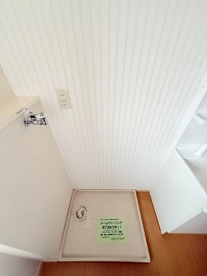 モントワール B