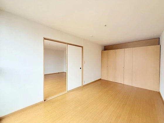 モントワール B