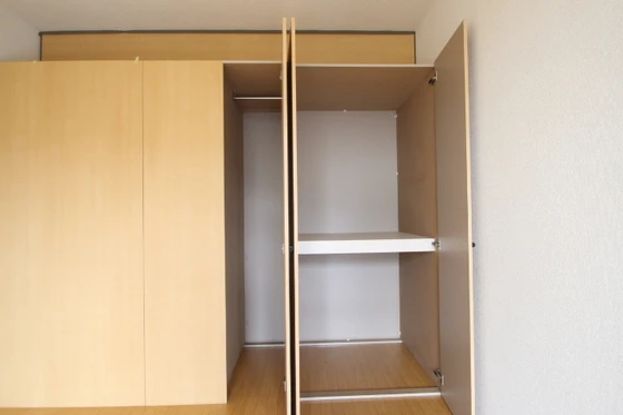 モントワール B