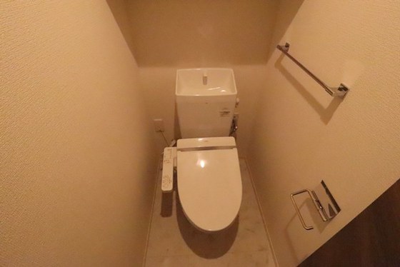 リバーフロント羽衣