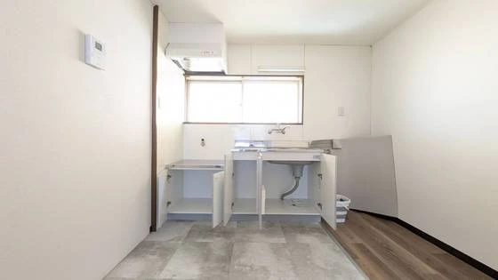 戸坂ラックビル