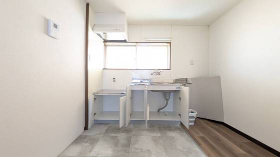 戸坂ラックビル