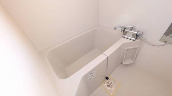 戸坂ラックビル