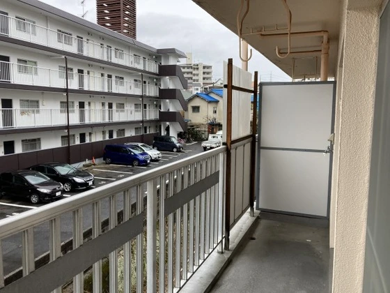 戸坂ラックビル