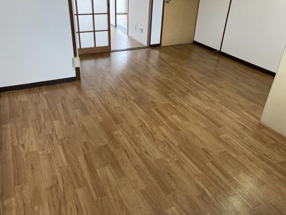 戸坂ラックビル