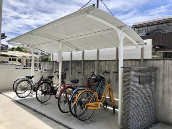 ラルーチェ学南町