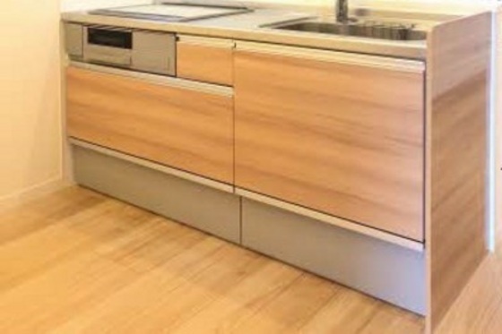 ラルーチェ学南町