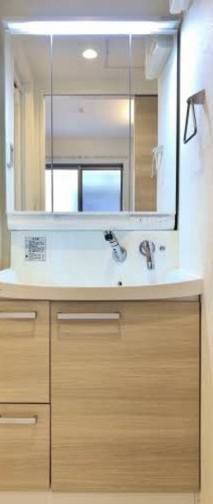 ラルーチェ学南町