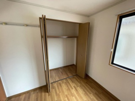 グランドールえみ