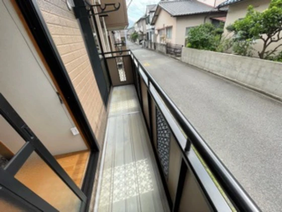 グランドールえみ