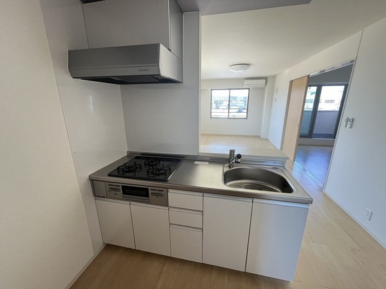 アメニティ イースト