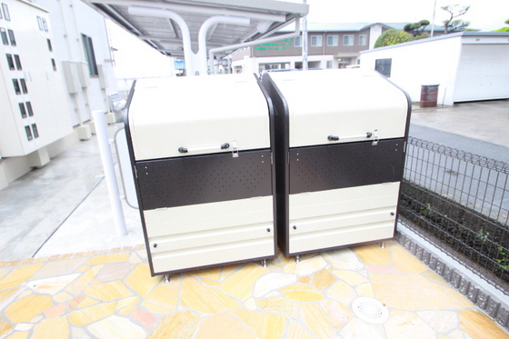 アメニティ イースト