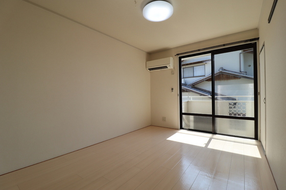 セジュール高島