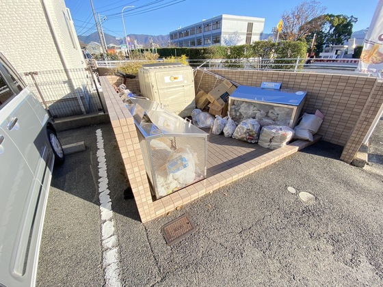 TEBURA・INN船越(第6山村ビル)