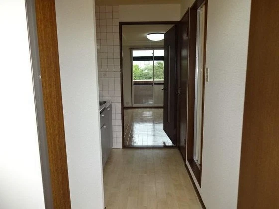 メゾンモンパルナス