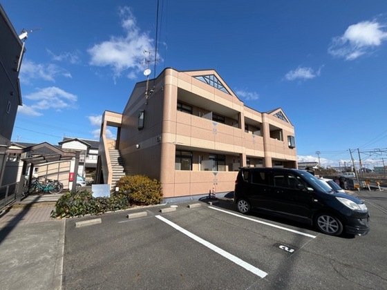 メゾンモンパルナス