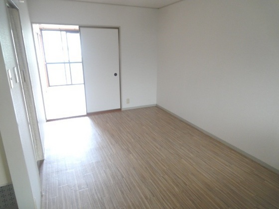 アーバン浅井A棟