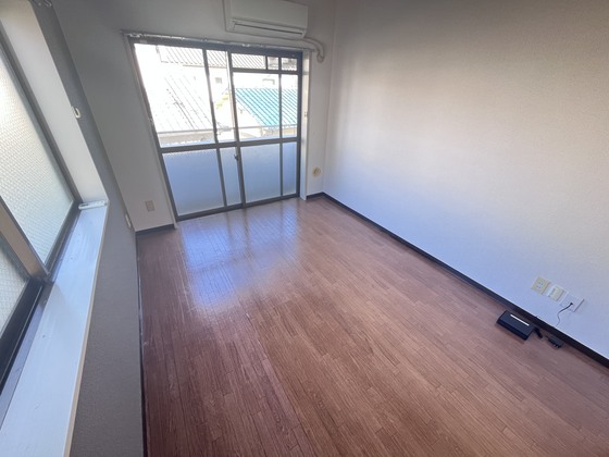 サンライズ三宅 B棟