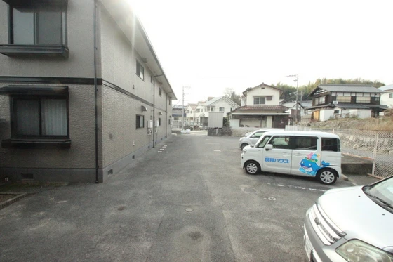 グランデージKM B棟